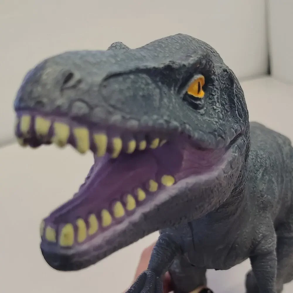 Velociraptor WM 1905 Dinosaur Figure Dark Grey Yellow Purple